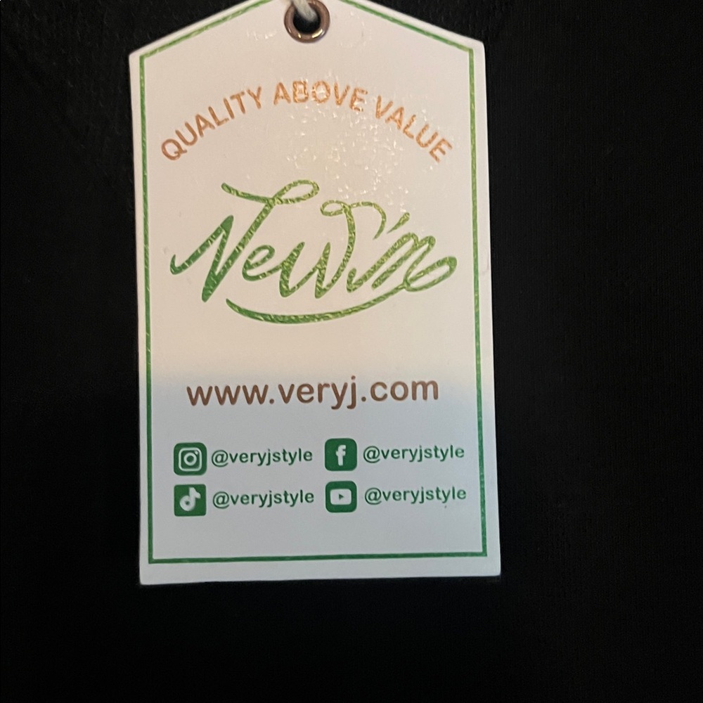 New’Me  Black Herum Style Jumpsuit Size Small - Picture 3 of 5